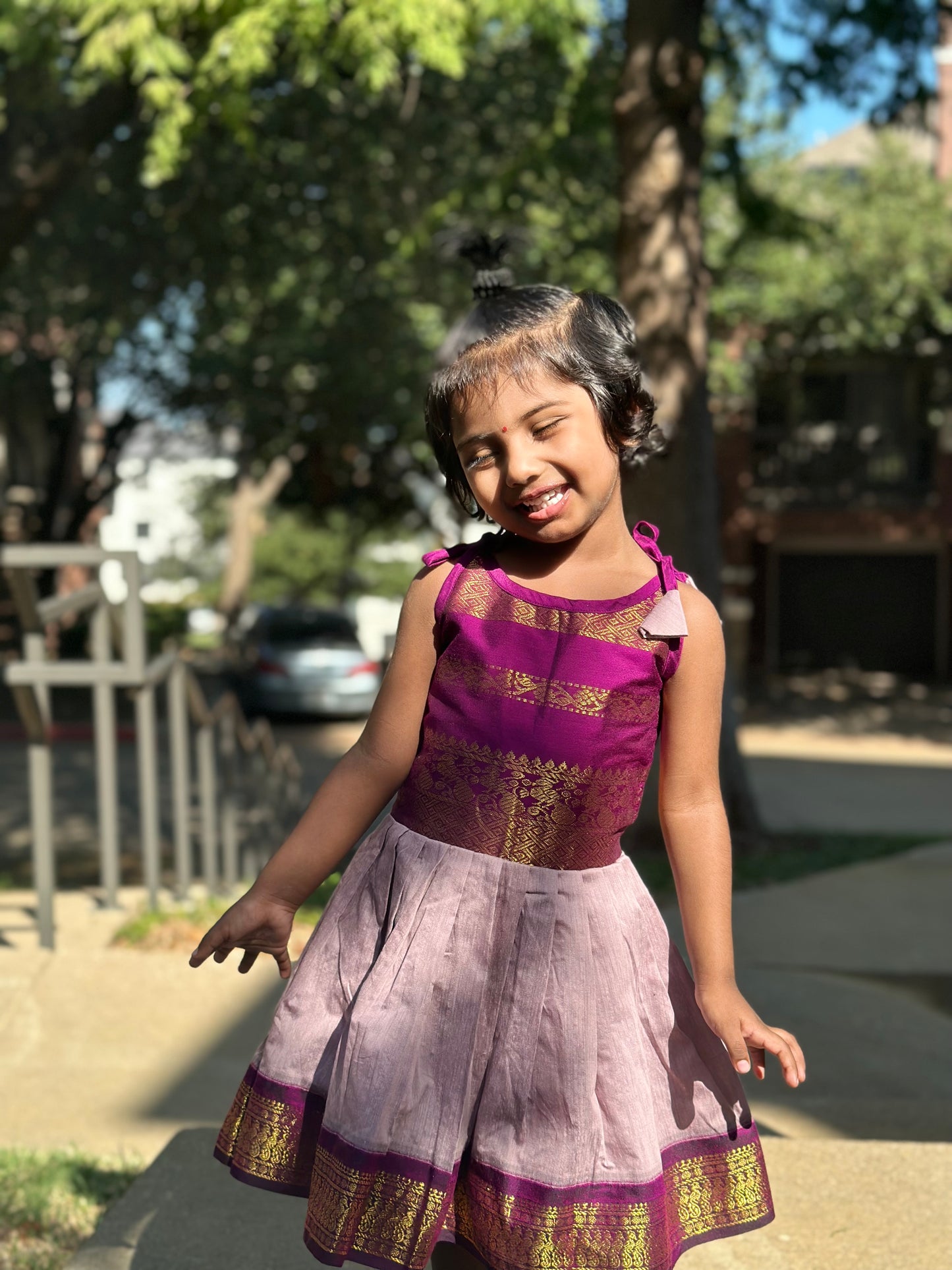 Onion pink and Majenta Kids ethnic frock