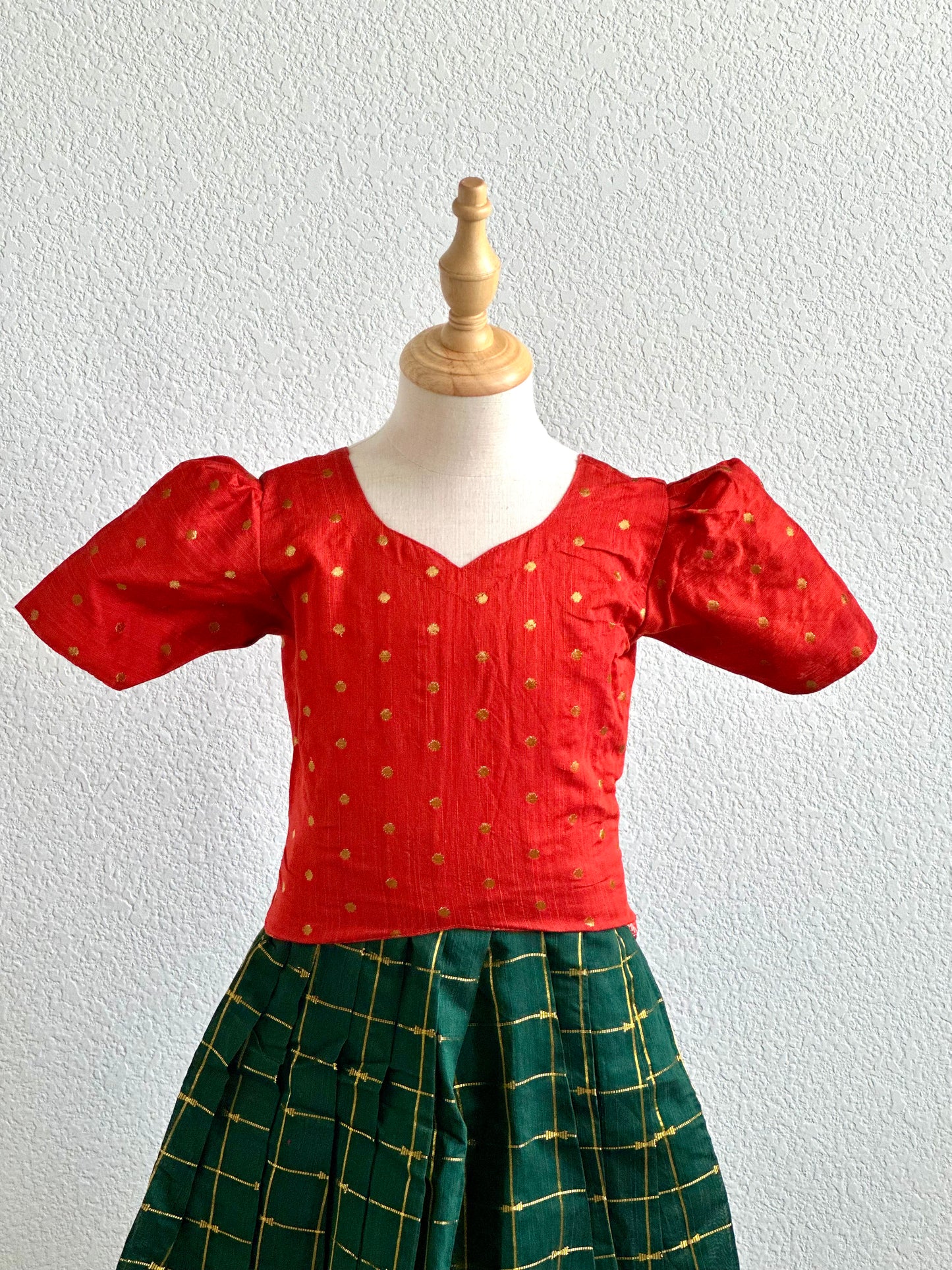 Green and orange Raw silk Duo - 1 skirt and two tops