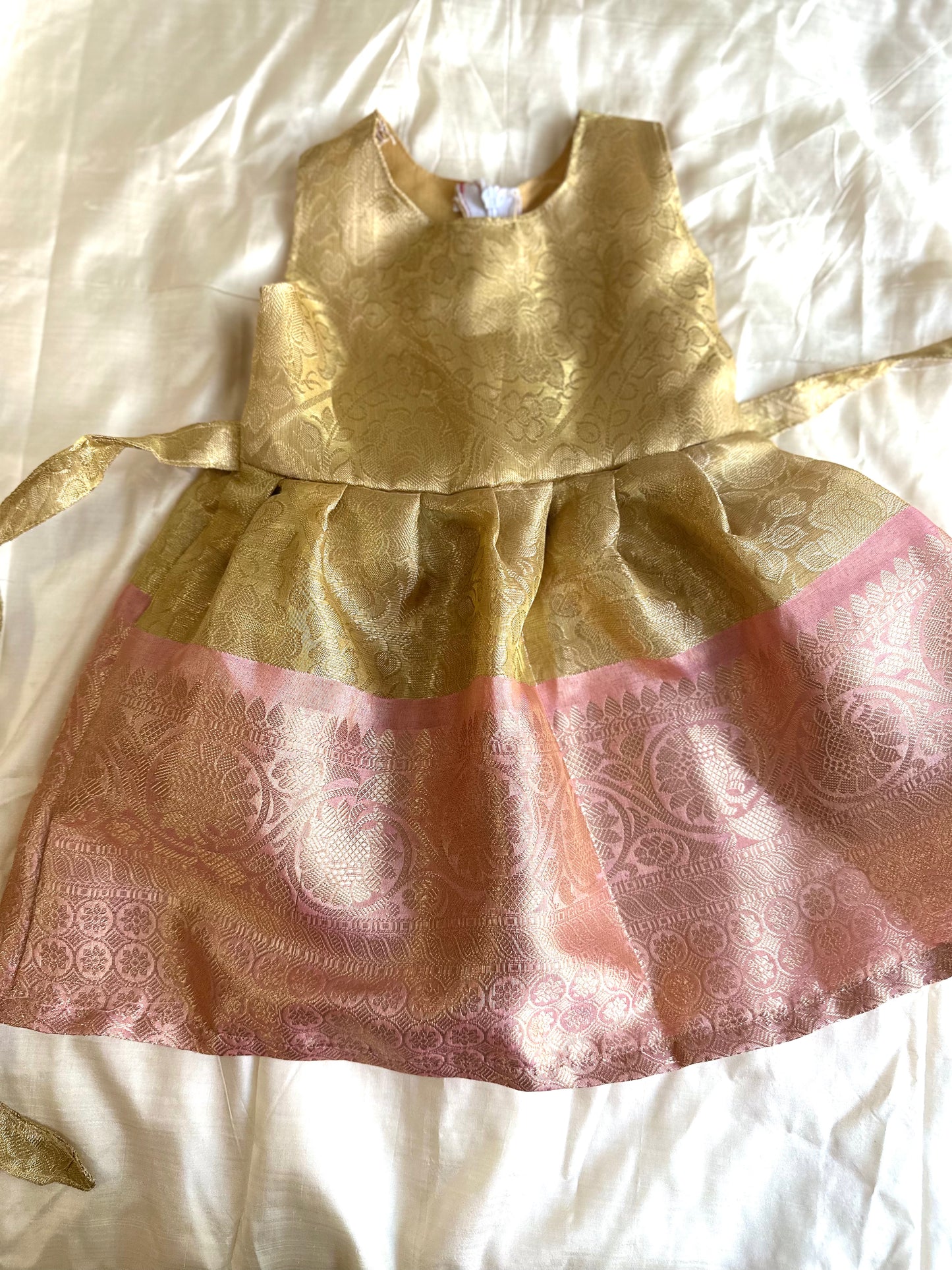 Gold sleeveless Frock