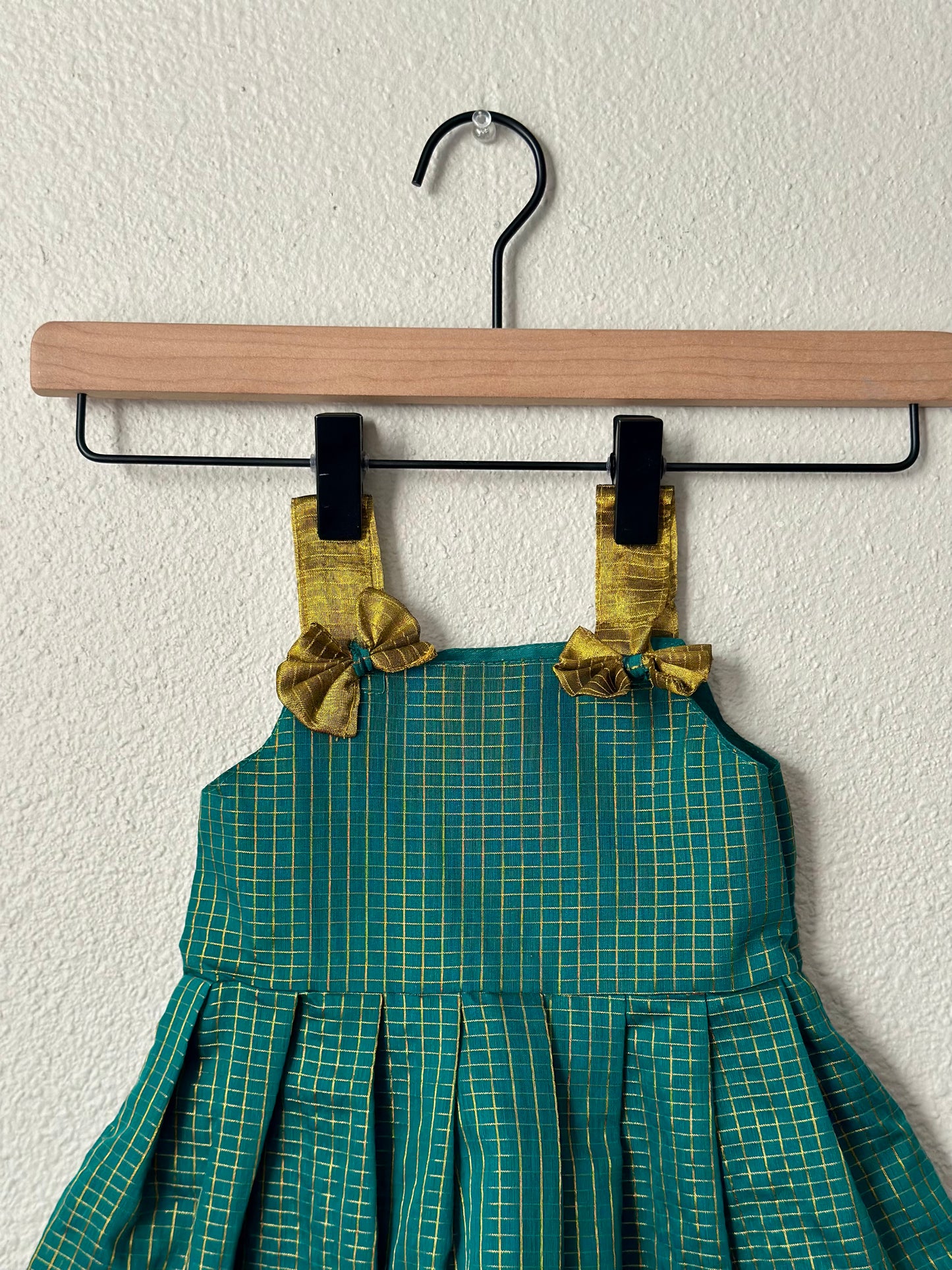 Green checks infants frock