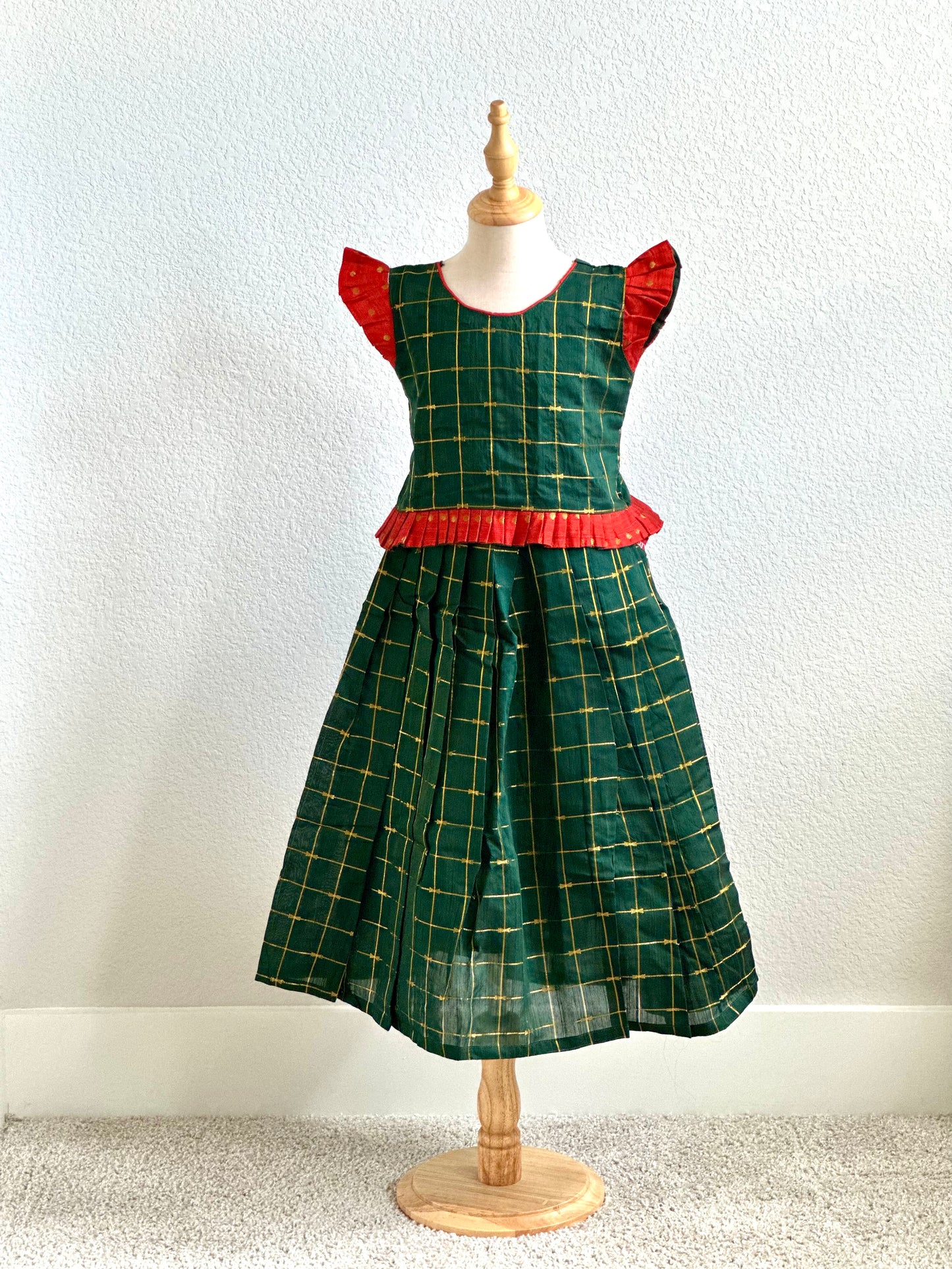 Green and orange Raw silk Duo - 1 skirt and two tops