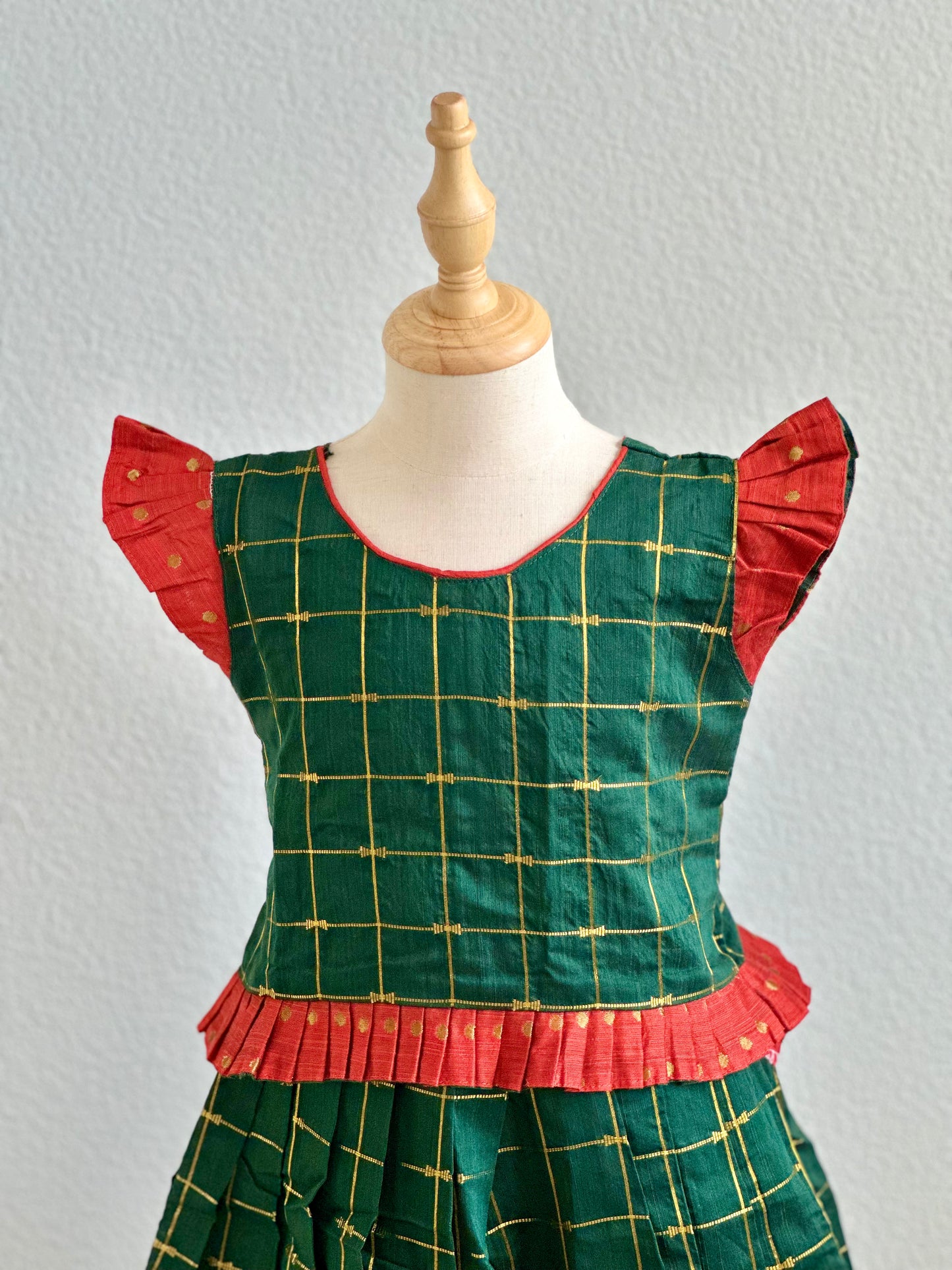 Green and orange Raw silk Duo - 1 skirt and two tops