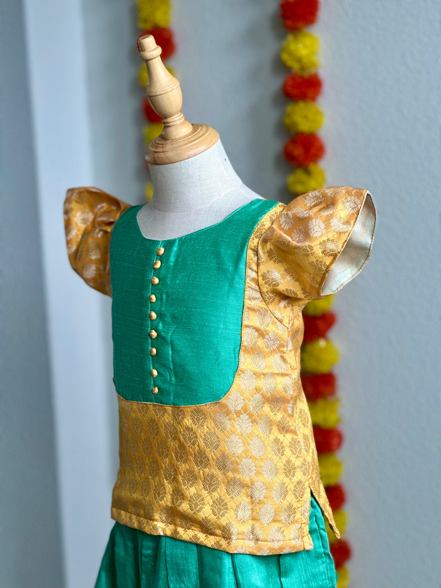 Turquoise and yellow kids skirt and top